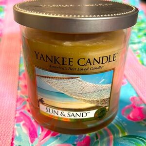 NEW Yankee Candle, Sun & Sand 7 oz.